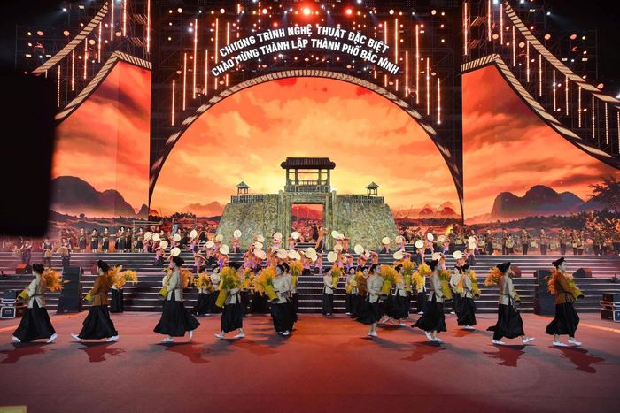 Chương I - “Kinh Bắc - Giao điểm hội tụ” đưa khán giả trở về với những lớp trầm tích lịch sử, văn hóa của vùng đất Kinh Bắc. Bằng những giai điệu mang âm hưởng hào hùng, Bắc Ninh - Kinh Bắc hiện lên là vùng đất “địa linh nhân kiệt”, giàu truyền thống văn hiến, nơi hội tụ những giá trị lịch sử, văn hóa được bồi đắp qua hàng nghìn năm.