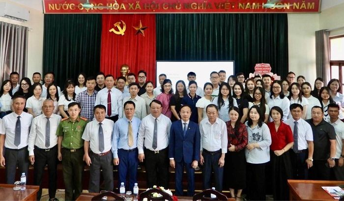 Phòng An ninh chính trị nội bộ phối hợp với Đoàn Luật sư TP. Quảng Ninh tuyên truyền pháp luật tại Lớp đào tạo nghề Luật sư khóa 27 tại Quảng Ninh.