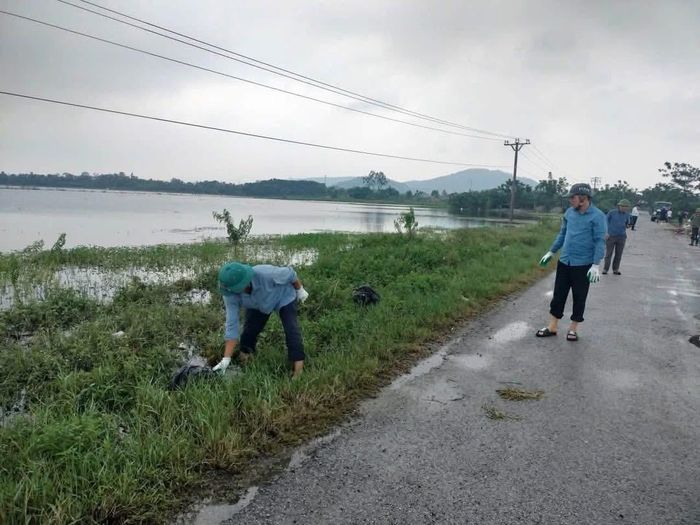 Thu gom, xử lý rác đúng cách để phòng chống dịch bệnh