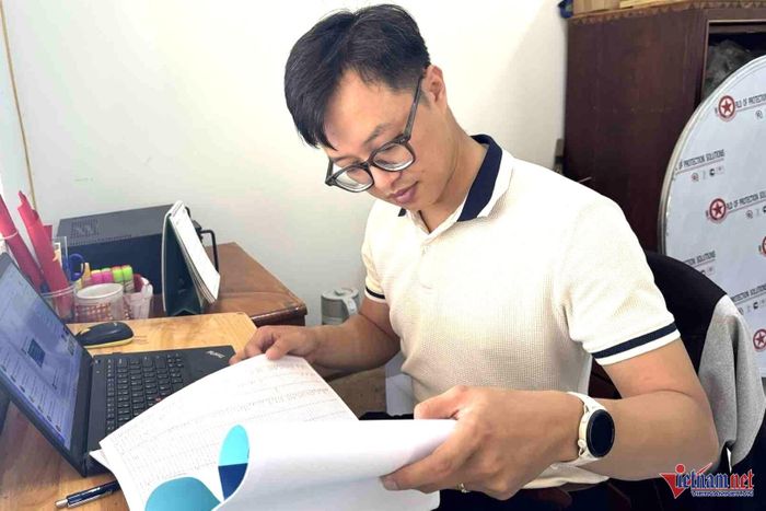 Anh Nguyễn Huy Vĩ được đánh giá là cán bộ có năng lực, trình độ và luôn sát sao với công việc. Ảnh: Hải Dương