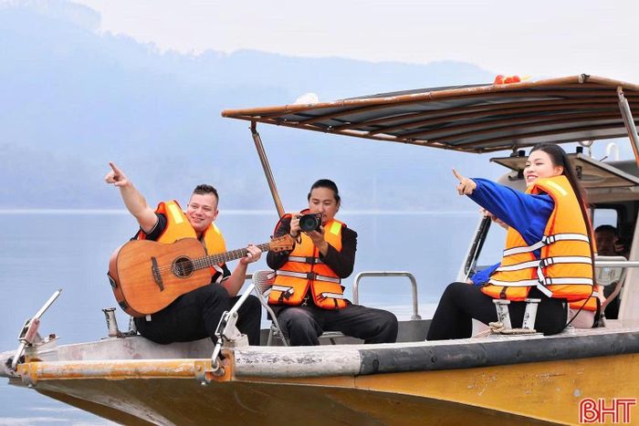 Khu sinh thái Ngàn Trươi - Vũ Quang giàu tiềm năng để phát triển du lịch trải nghiệm, camping.