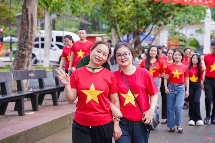 Xây dựng tour trải nghiệm, học tập tại các địa chỉ đỏ, di tích lịch sử - văn hóa là một trong những hướng đi phù hợp với tài nguyên di sản của Hà Tĩnh.