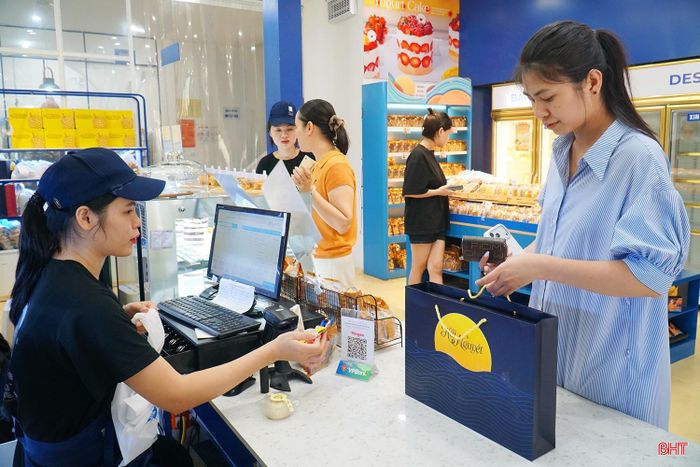 Cơ sở Cẩm Xu House sử dụng phần mềm để quản lý đơn hàng, doanh thu và hóa đơn.