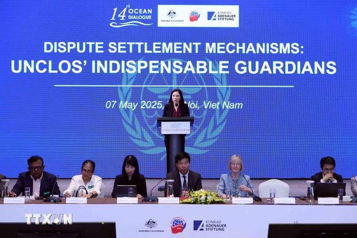 Việt Nam tiếp tục thúc đẩy đối thoại và hợp tác về biển, đại dương trên nền tảng luật pháp quốc tế và UNCLOS 1982. Trong ảnh: Đối thoại Biển lần thứ 14 với chủ đề về các cơ chế giải quyết tranh chấp, trong đó UNCLOS là nền tảng không thể thiếu. (Ảnh: An Đăng/TTXVN)