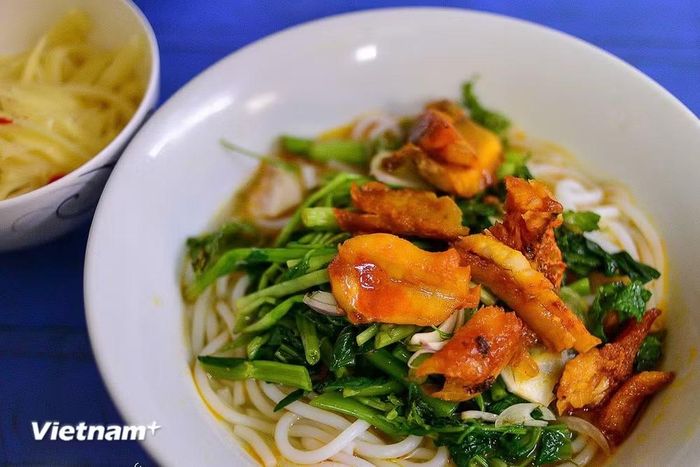 Món Bún cá Hưng Yên hấp dẫn. (Ảnh: Vietnam+)