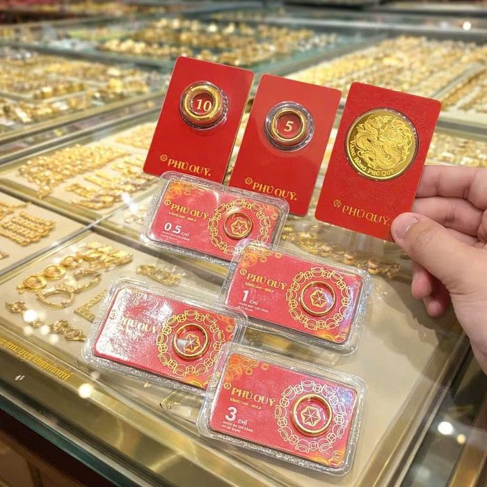 Vàng nhẫn thương hiệu Phú Quý.