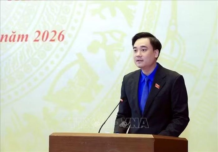 Đồng chí Trần Văn Đăng, Ủy viên Trung ương Đoàn, Bí thư Thành đoàn kiêm Phó Chủ tịch Ủy ban MTTQ Việt Nam thành phố Bắc Ninh phát biểu. Ảnh: Tuấn Anh/TTXVN