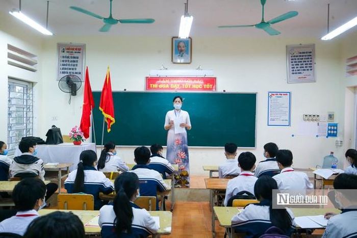 22.000 hiệu trưởng, hiệu phó quay lại đứng lớp (Ảnh: Hữu Thắng).