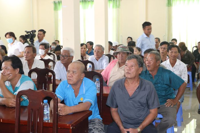 Hơn 200 ngư dân phường Hiệp Thành tham dự phiên tòa giả định