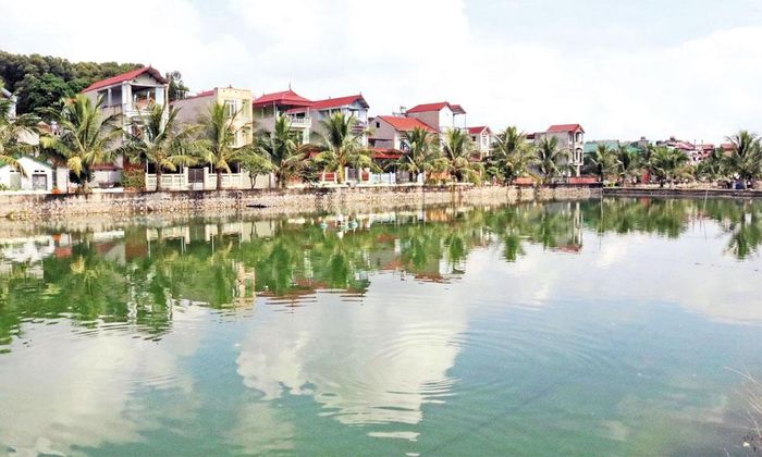 Không gian xanh mát, bình yên ở thôn Kiều Na (xã Liên Bão). Ảnh: Thuận Thảo.