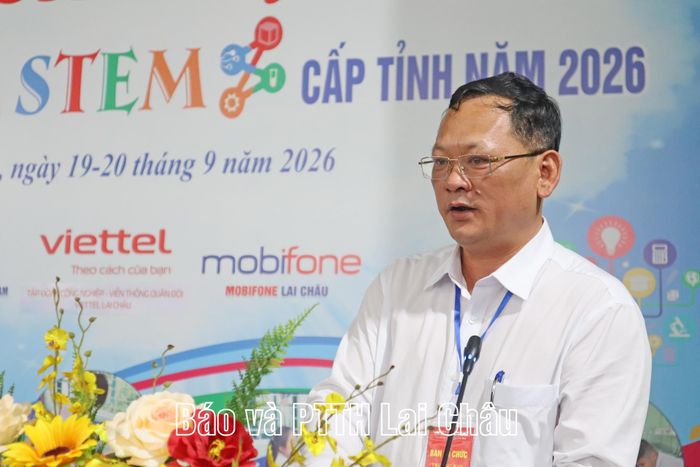 Đồng chí Vũ Tiến Hoá - Phó Giám đốc Sở Giáo dục và Đào tạo, Trưởng Ban Tổ chức Ngày hội phát biểu bế mạc ngày hội.