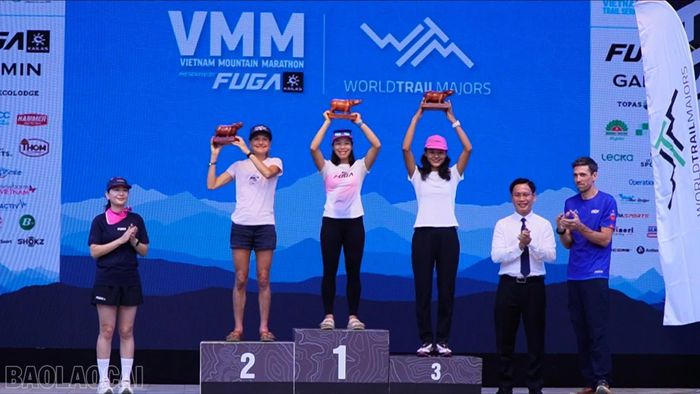 Hà Thị Hậu giành chức vô địch nội dung 100 km nữ.