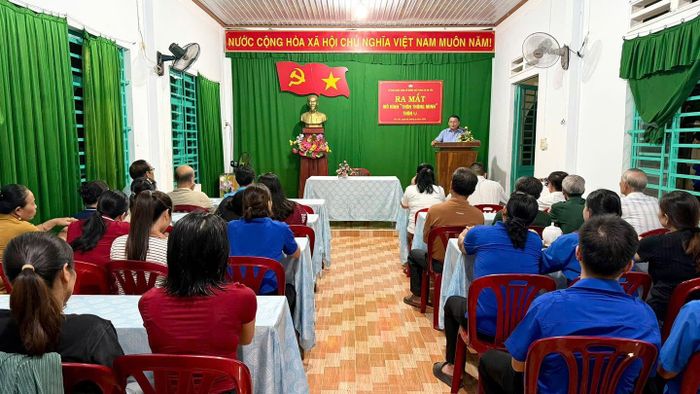 Ban Thường trực Ủy ban MTTQ Việt Nam xã Đạ Tẻh hoàn thành việc ra mắt mô hình "Thôn thông minh" tại 6 thôn trên địa bàn