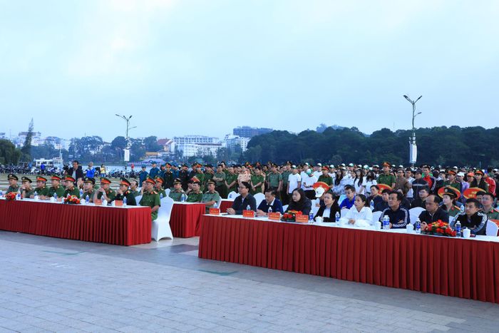 Tỉnh Lâm Đồng tổ chức lễ mít tinh và giải chạy phong trào hưởng ứng Tháng hành động phòng, chống ma túy năm 2026 với chủ đề “Chung một quyết tâm xây dựng xã, phường, đặc khu không ma túy”