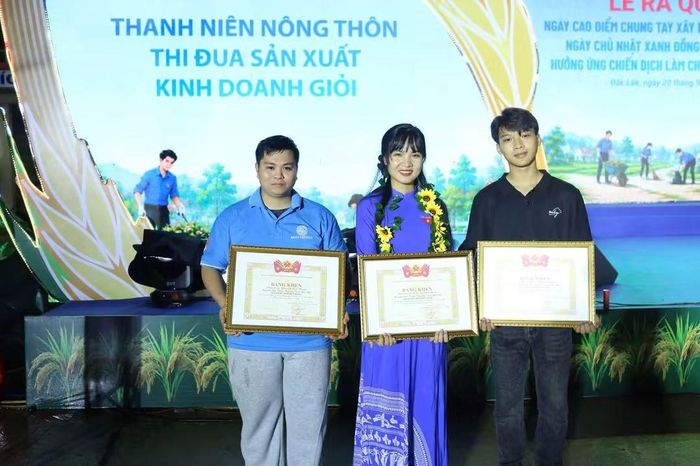 Dự án Mây của nhóm tác giả Lâm Đồng được trao Bằng khen của Trung ương Đoàn tại cuộc thi
