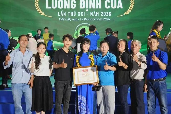 Nhóm tác giả dự án Mây tại vòng chung kết cuộc thi Dự án Khởi nghiệp thanh niên nông thôn năm 2026