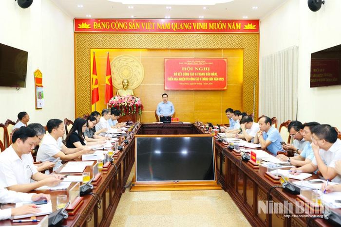 Đồng chí Trần Đăng Quỳnh, Ủy viên dự khuyết Trung ương Đảng, Phó Bí thư Thường trực Tỉnh ủy, Trưởng Ban Chỉ đạo Công tác tôn giáo tỉnh phát biểu chỉ đạo tại hội nghị Ban Chỉ đạo công tác tôn giáo tỉnh triển khai nhiệm vụ công tác 6 tháng cuối năm 2026. Ảnh: Đức Lam