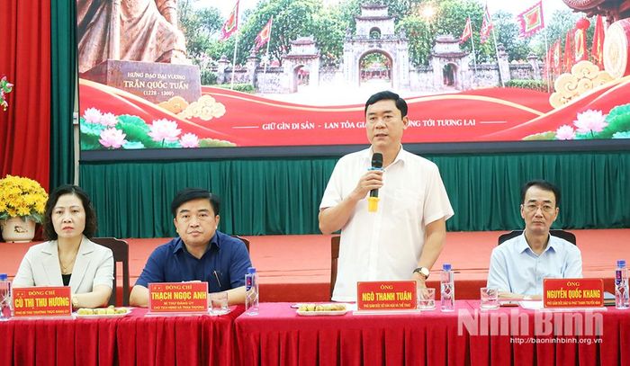 Lãnh đạo Sở Văn hóa và Thể thao thao phát biểu tại hội nghị.