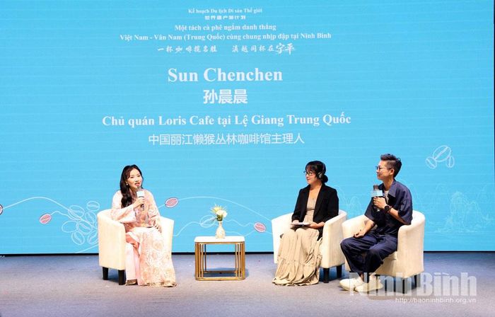 Các đại biểu tham gia giao lưu, đối thoại các chủ đề về giá trị văn hóa của cà phê gắn với hoạt động du lịch.