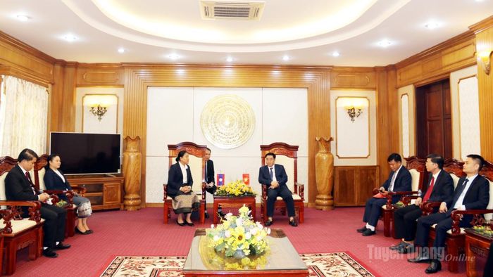 Quang cảnh buổi đón tiếp.