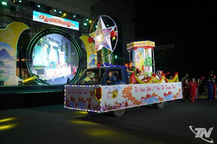 Phường Linh Sơn tổ chức thi rước đèn Trung thu.
