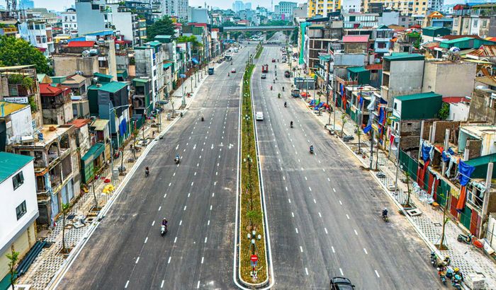Đường Vành đai 1 đoạn Hoàng Cầu - Voi Phục vừa được hoàn thành thông xe kỹ thuật dịp 2/9.