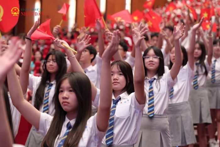 Kiến tạo tuổi thơ cho các em chính là kiến tạo tương lai. Ảnh: Lâm Hiển