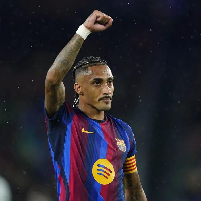 Raphinha đang có phong độ ấn tượng trong màu áo Barcelona