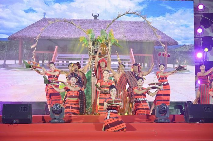A Lưới là vùng đất nổi bật với bản sắc văn hóa đa dạng...