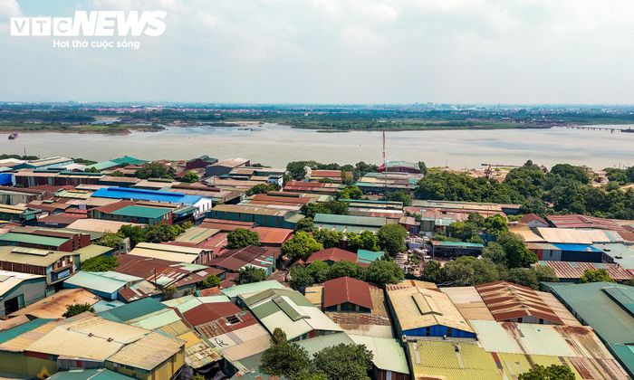 Đây là khu vực định hướng tái thiết đô thị, chỉnh trang làng xóm truyền thống, phát triển công viên sinh thái, bảo tồn tự nhiên và các không gian phục vụ thể dục thể thao.
