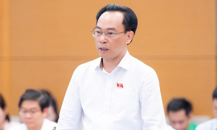 Bộ trưởng Giáo dục và Đào tạo Hoàng Minh Sơn. (Ảnh: Media Quốc hội)