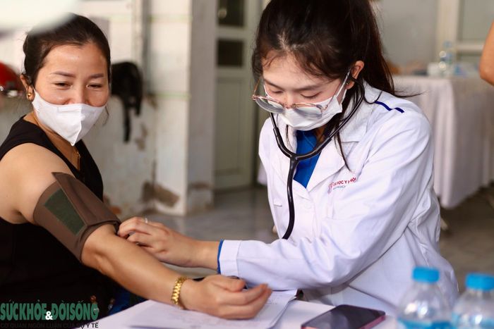 Kết quả khám được cập nhật vào sổ sức khỏe điện tử, góp phần phục vụ việc theo dõi, quản lý sức khỏe người dân lâu dài. Hoạt động cũng hướng tới thay đổi thói quen chăm sóc sức khỏe, khuyến khích người dân chủ động kiểm tra sức khỏe định kỳ thay vì chỉ đi khám khi xuất hiện triệu chứng.