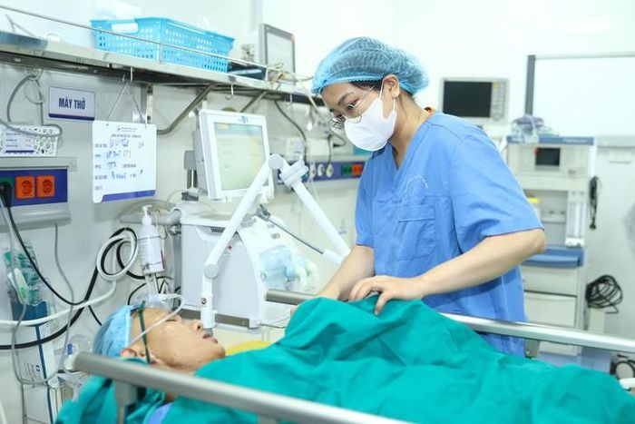 Sự cẩn trọng trong theo dõi và đánh giá tình trạng hồi tỉnh hậu phẫu bảo đảm an toàn tối đa cho người bệnh trước khi chuyển về khoa điều trị.