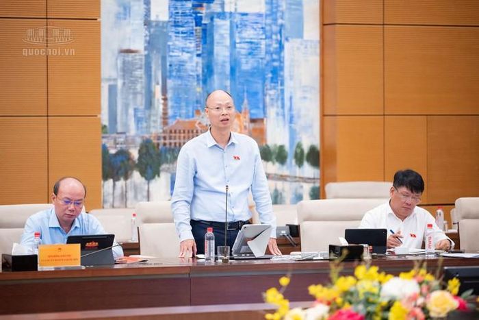 Đại biểu Lê Trung Thành. Ảnh: Media Quốc hội
