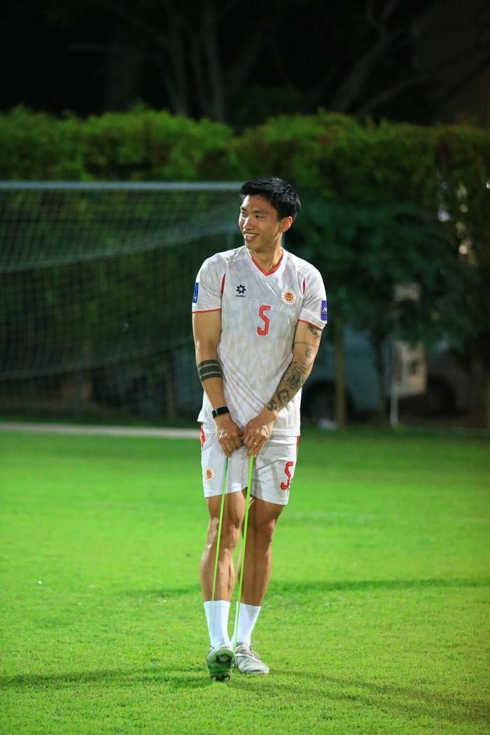 Đoàn Văn Hậu là một trong những cái tên gây chú ý trong làng bóng đá những ngày qua. (Ảnh: FBNV)