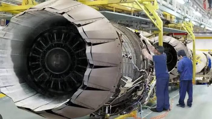 Báo Politico ngày 18/9 dẫn 3 nguồn tin am hiểu vấn đề cho biết một đơn vị trung gian được Lockheed Martin, nhà sản xuất tiêm kích F-35, ủy thác vận chuyển lô thiết bị từ Australia về Mỹ để sửa chữa. Khi đang đi qua Thái Bình Dương, hàng hóa bị chuyển hướng đến Hong Kong.