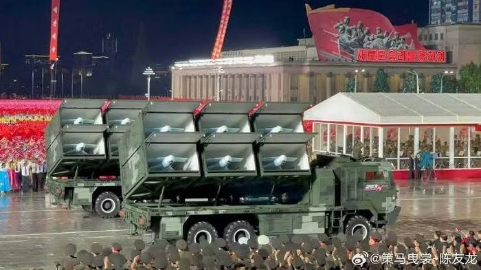 Trong chuyến thị sát các doanh nghiệp quốc phòng vừa qua, Chủ tịch Kim Jong-un cũng đặt ra nhiệm vụ nâng cao mức độ sử dụng trí tuệ nhân tạo.