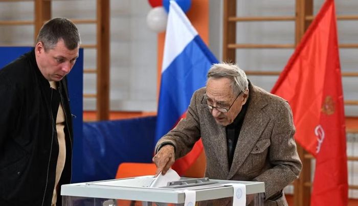 Trong ngày bỏ phiếu cuối cùng, giới chức Nga cho biết Ukraine tiến hành nhiều đợt tập kích bằng máy bay không người lái nhằm vào Moskva và khu vực xung quanh.
