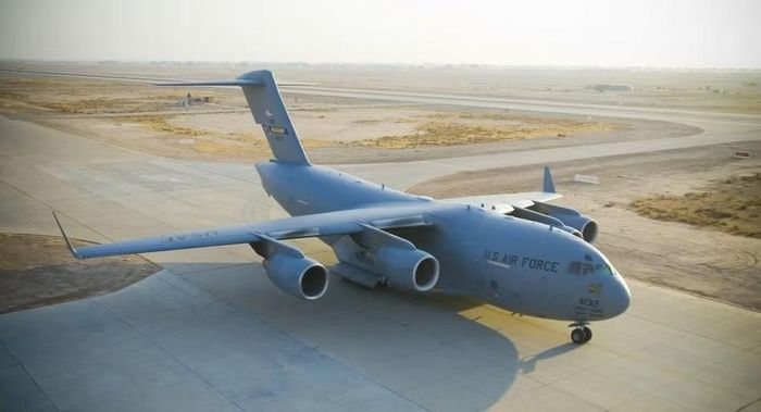 Vào tháng 6/2025, vấn đề được đưa ra thảo luận là Mỹ xem xét khả năng nối lại sản xuất máy bay vận tải quân sự hạng nặng C-17. Trước đó dây chuyền lắp ráp vốn đã bị đóng cửa từ năm 2015.