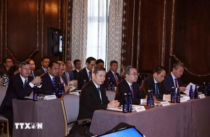  Tổng Bí thư, Chủ tịch nước Tô Lâm và Đoàn đại biểu cấp cao Việt Nam gặp gỡ chuyên gia, trí thức người Việt Nam tại Hoa Kỳ. Ảnh: Thống Nhất/TTXVN. 