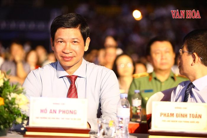 Thứ trưởng Bộ VHTTDL Hồ An Phong tham dự “Đêm hội Thành Tuyên năm 2026”