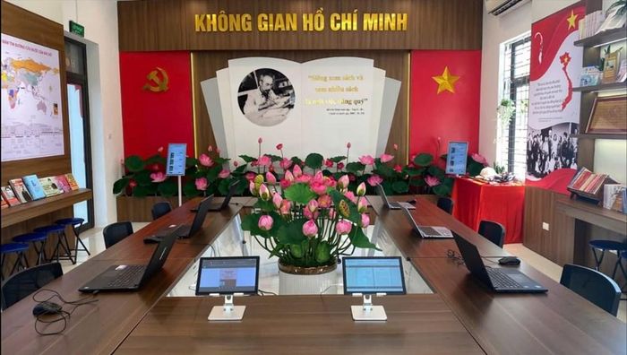 Không gian Hồ Chí Minh được thiết kế hiện đại, kết hợp trưng bày truyền thống với công nghệ số