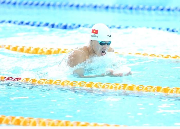Thanh Bảo đạt thông số cá nhân tốt nhất tại nội dung sở trường 100m ếch. Ảnh: Tam Ninh