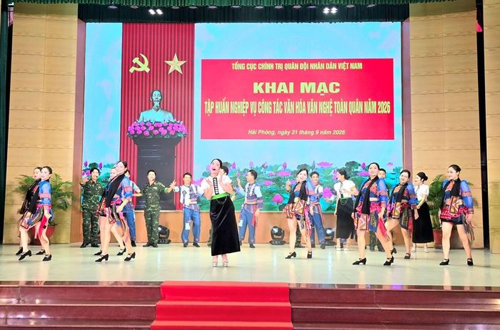 Chương trình văn nghệ tại Lớp tập huấn