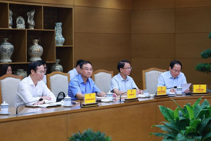 Đại diện lãnh đạo các bộ, ngành, cơ quan liên quan tham dự cuộc họp. Ảnh: Dương Giang – TTXVN