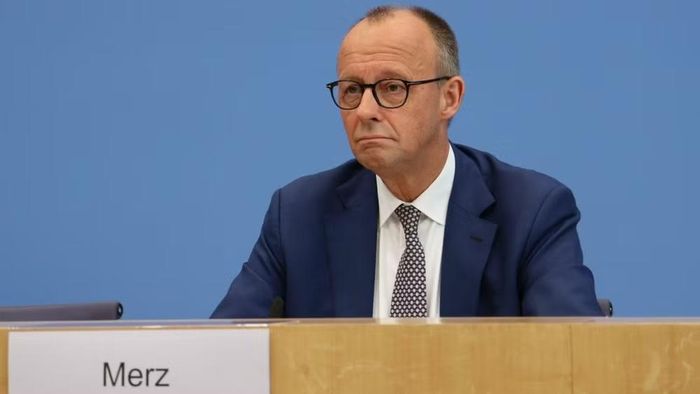 Thủ tướng Đức Friedrich Merz trong một cuộc họp báo tại Berlin. (Ảnh: THX/TTXVN)