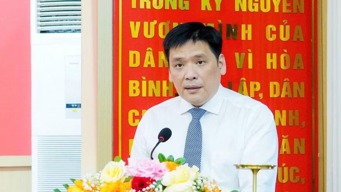 Đồng chí Nguyễn Thanh Bình, tân Phó Bí thư Tỉnh ủy Nghệ An phát biểu nhận nhiệm vụ.
