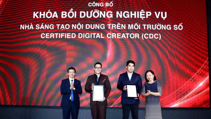 Khóa bồi dưỡng nghiệp vụ Nhà sáng tạo nội dung trên môi trường số-Certified Digital Creator (CDC) giúp trang bị kiến thức pháp lý, tư duy thương mại hóa và kỹ năng vận hành cho các nhà sáng tạo. (Ảnh: Ban tổ chức cung cấp)