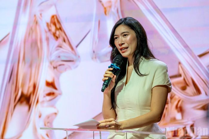 Bà Nguyễn Ngọc Mỹ - Phó Chủ tịch Hội đồng quản trị Tập đoàn Alphanam, Phó Chủ tịch Hội Doanh nhân trẻ Việt Nam khóa 7, Chủ tịch Câu lạc bộ Doanh nhân trẻ kế nghiệp, đại diện cam kết đồng hành cùng thế hệ kiến tạo tác động tiếp nối.