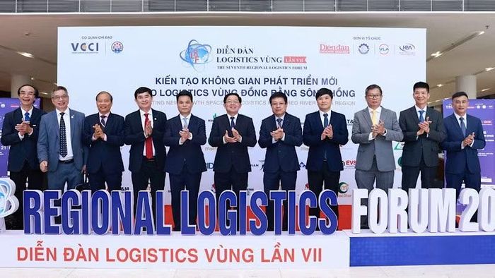 Diễn đàn Logistics vùng lần VII 2026 với chủ đề: “Kiến tạo không gian phát triển mới cho logistics vùng đồng bằng sông Hồng” được tổ chức tại Hải Phòng. (Ảnh: ĐÀM THANH)